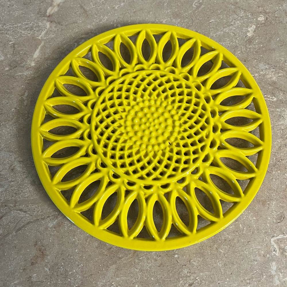 Yellow Decorative Round Trivet
